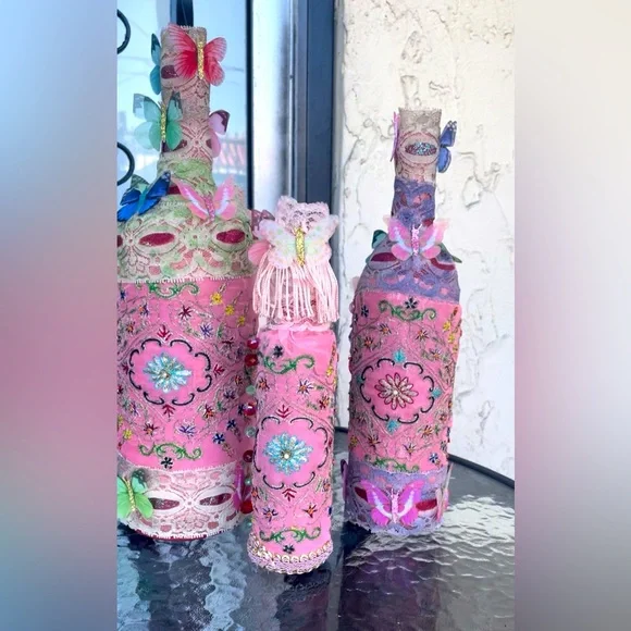 Hand Crafted The Butterfly Garden Gypsy Bottle Set - Picture 3 of 5